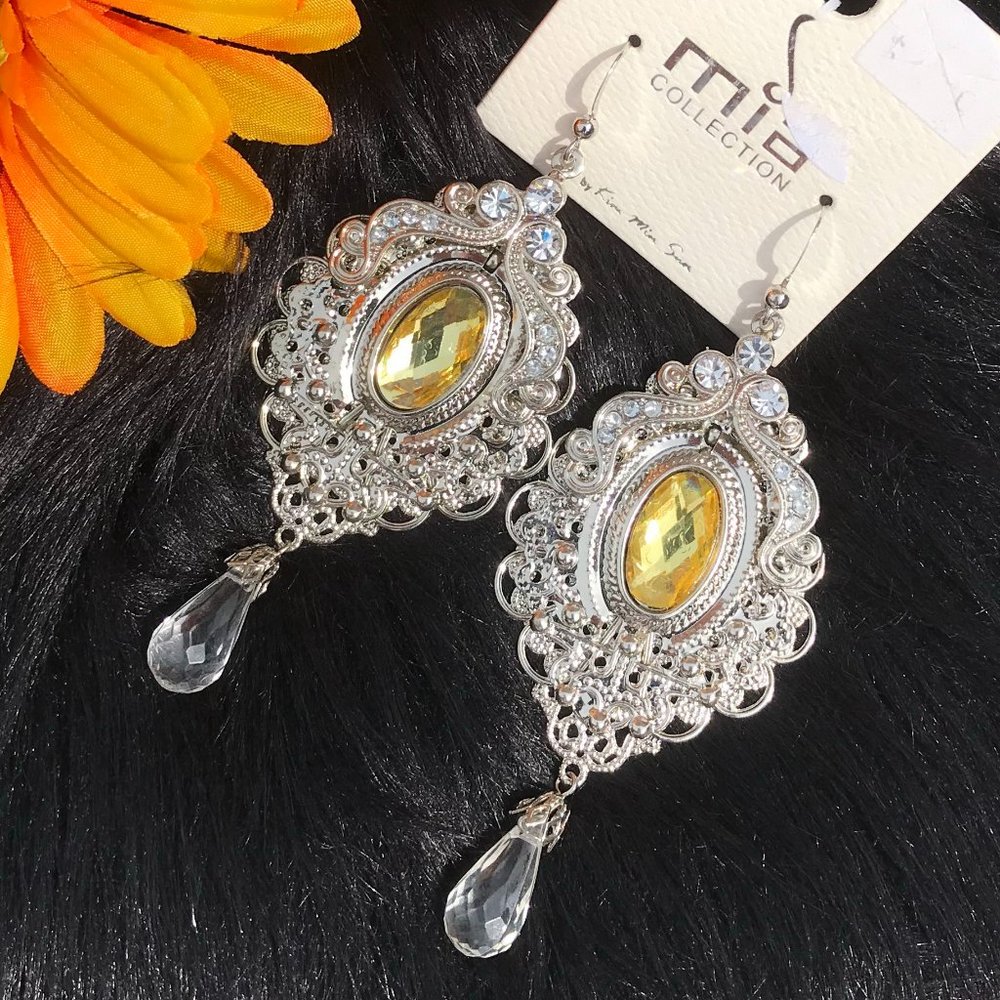 Boho Earrings Gypsy Crystal Sparkle Drop Dangles Silvertone Bohemian Dressy NWT